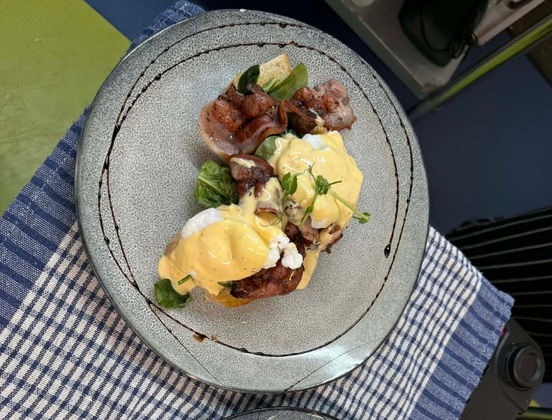 Eggs and bacon brunch plate