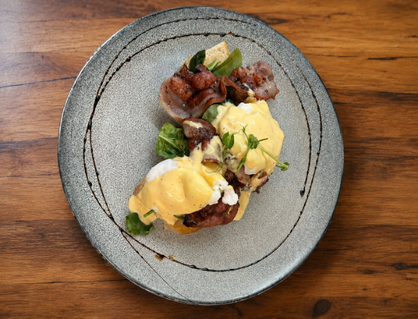Bacon Eggs Benedict